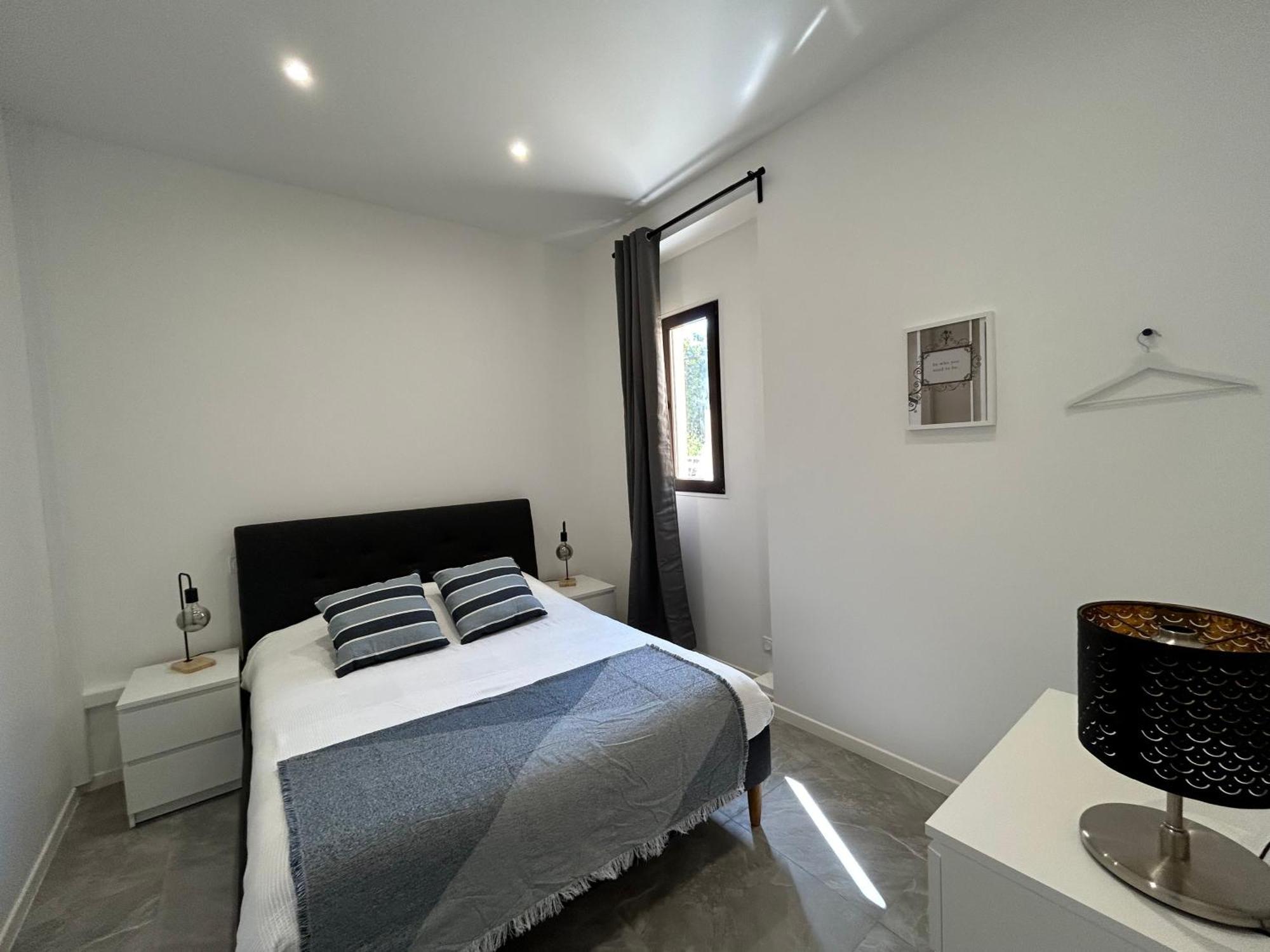 Residence "A Torbia" , 4 Appartements De 2 A 6 Personnes La Turbie Rom bilde