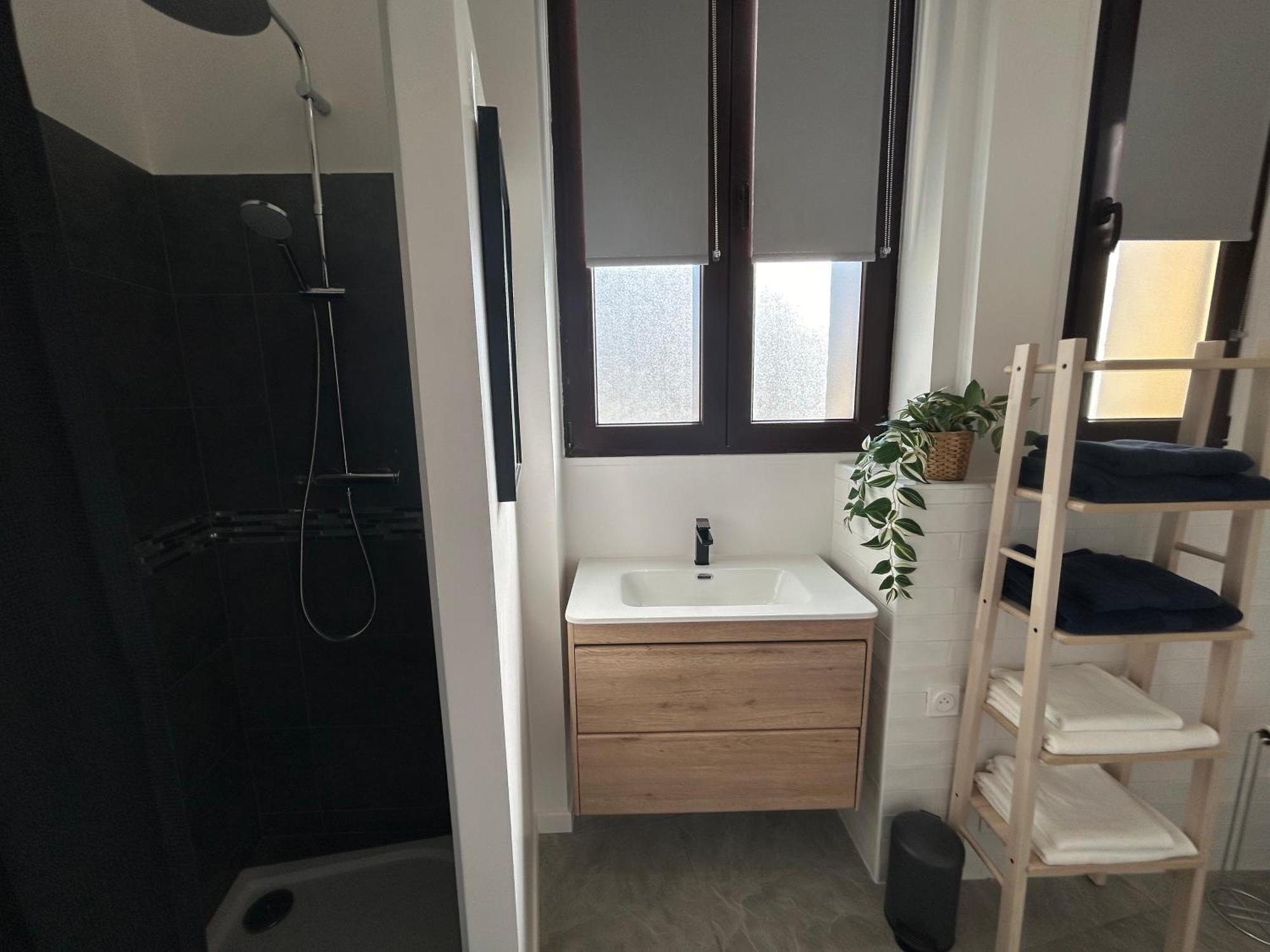 Residence "A Torbia" , 4 Appartements De 2 A 6 Personnes La Turbie Rom bilde