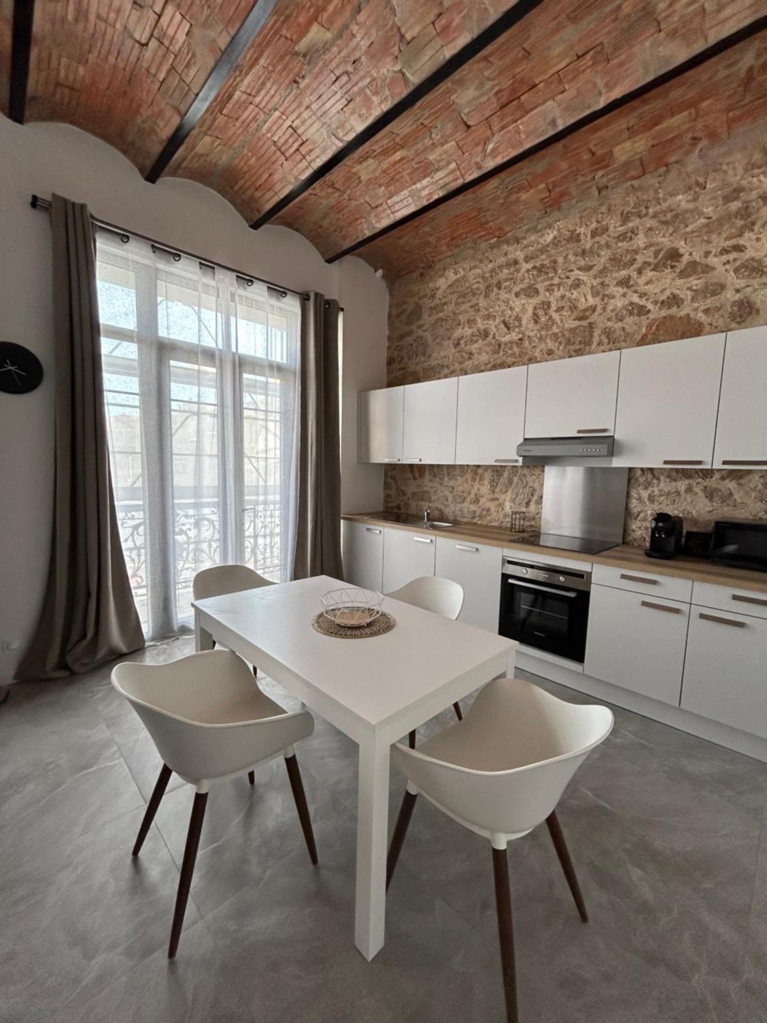 Residence "A Torbia" , 4 Appartements De 2 A 6 Personnes La Turbie Rom bilde